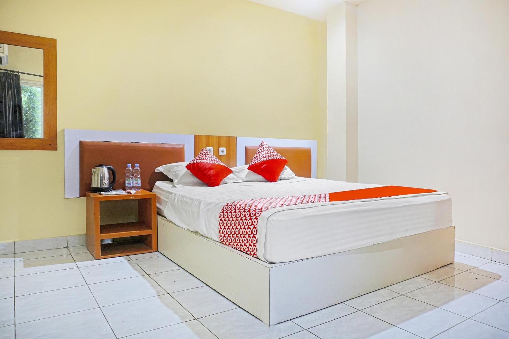 Collection O 91331 Hotel Grand Saota Soppeng Lalabata Exterior foto