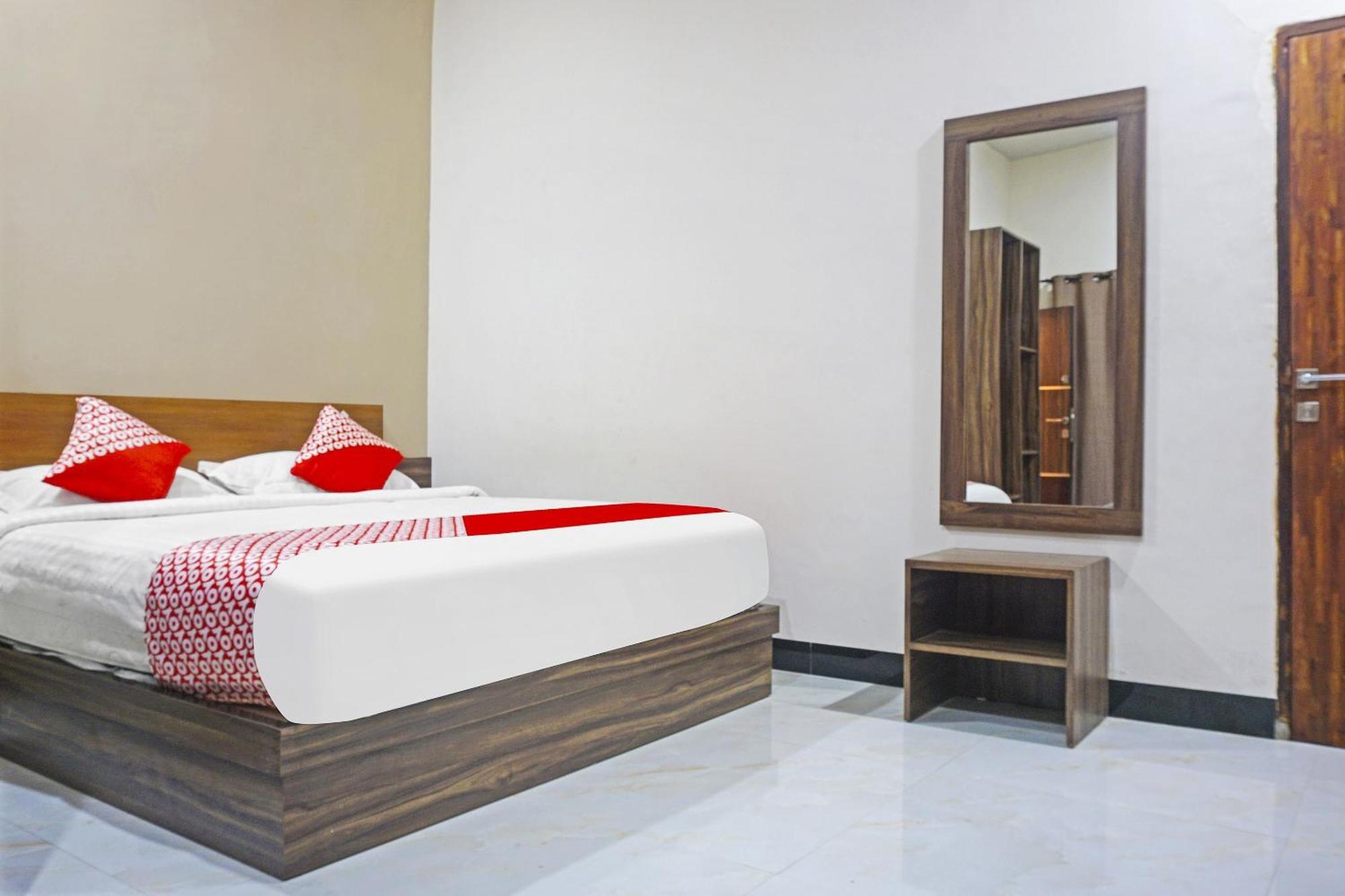Collection O 91331 Hotel Grand Saota Soppeng Lalabata Exterior foto