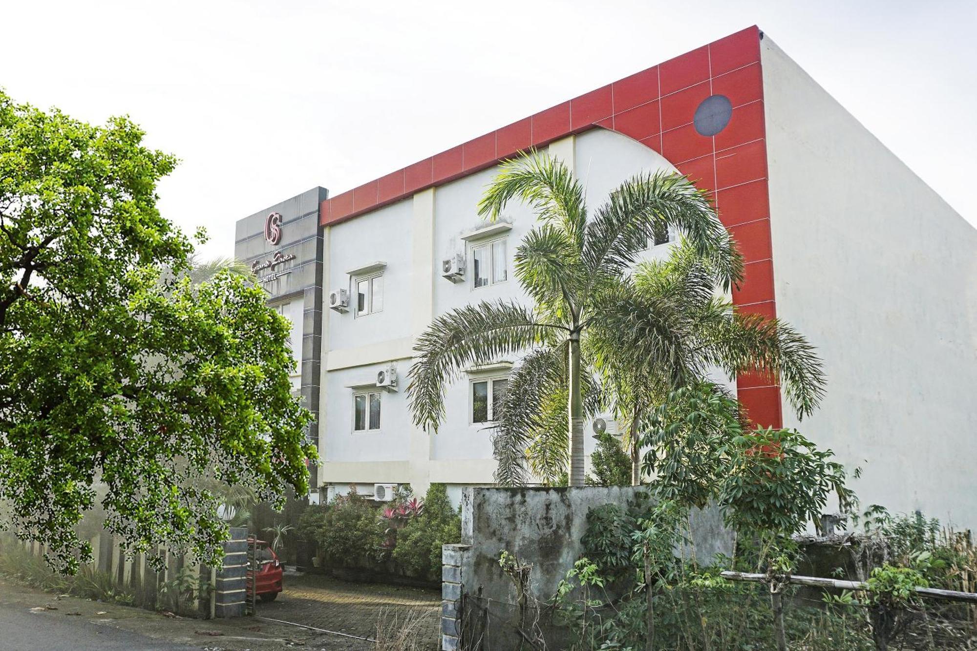Collection O 91331 Hotel Grand Saota Soppeng Lalabata Exterior foto